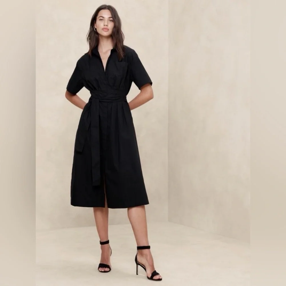 NWT! Banana Republic Black Poplin Shirtdress - Multiple 💛